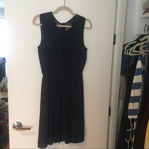 Tommy Hilfiger Pleated Silk Plaid Dress, size 6